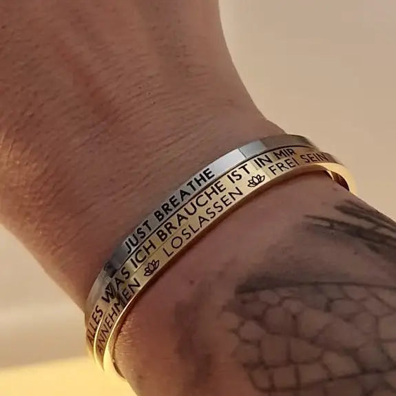 Mantraarmreif - ANNEHMEN LOSLASSEN FREI SEIN