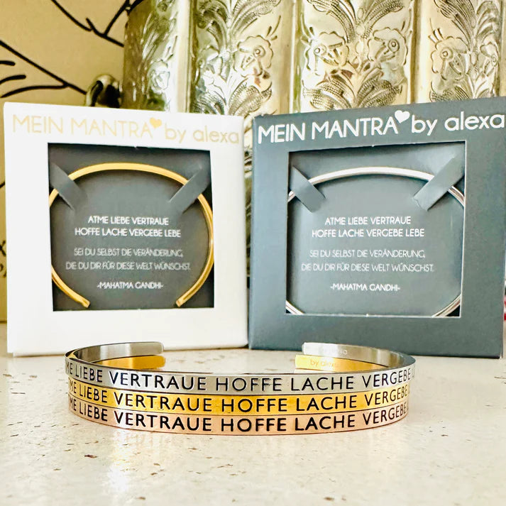 Mantraarmreif - ATME LIEBE VERTRAUE HOFFE LACHE VERGEBE LEBE