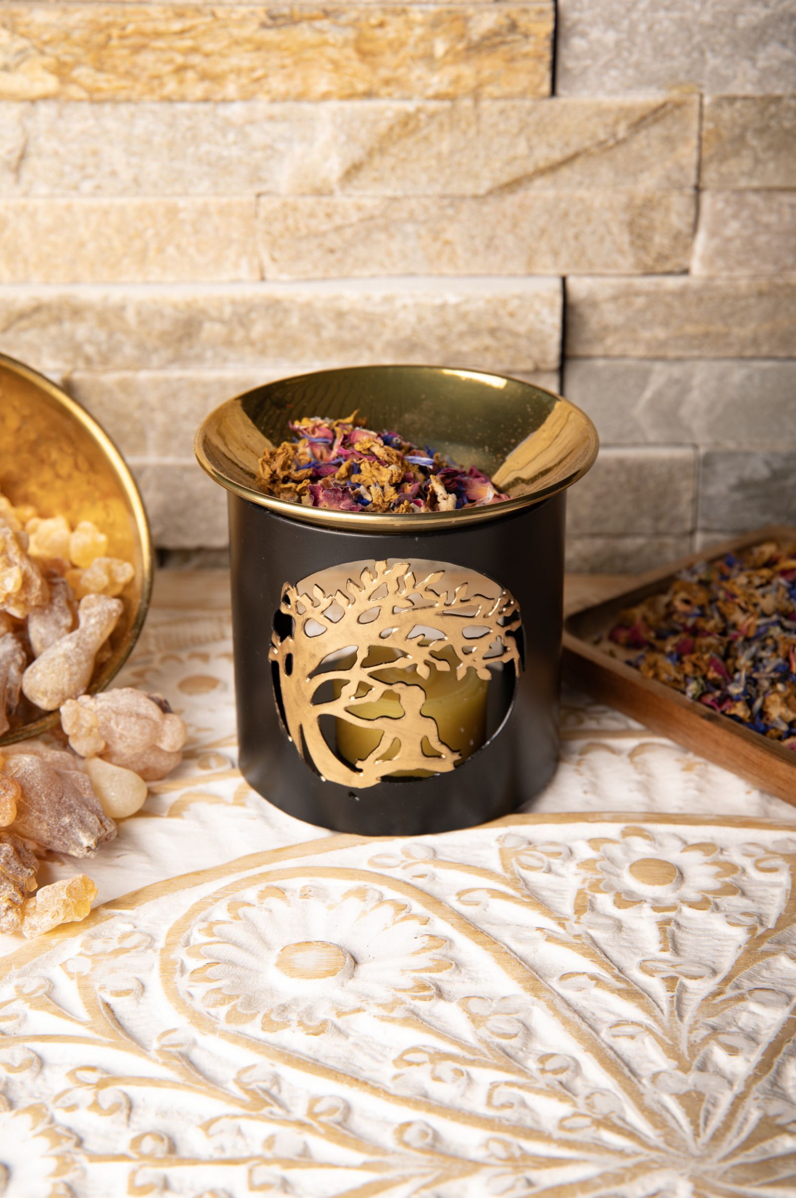 Räuchergefäß Buddha unterm Bodhibaum - mit goldener Edelstahlschale