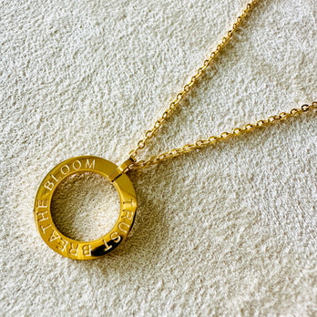 Mantrakette - TRUST BREATHE BLOOM